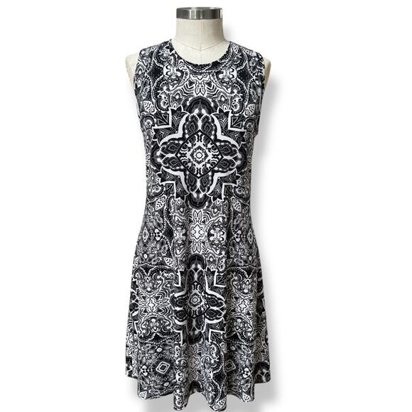 Karen Kane Dresses & Skirts - Karen Kane A Line Knit Dress Womens M Black White Beach Summer Casual Lined Boho